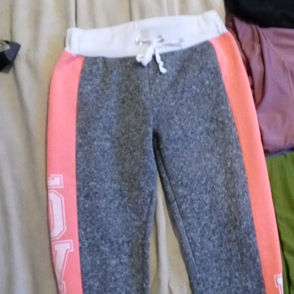 "LOVE" sweatpants